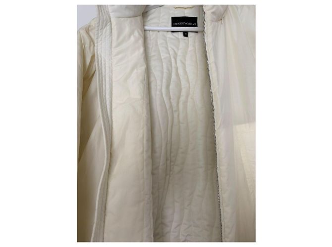 Emporio Armani Creme Steppjacke Roh - Ansicht 2