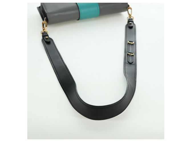 Prada Bolso de Hombro de Cuero Gris Dorado Auth 173314V Castaño - vista 8