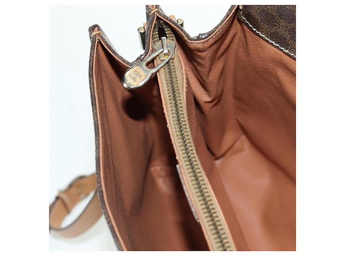 Céline Borsa a spalla in tela Macadam CELINE in pelle PVC marrone oro Auth am10907V D'oro - vista 21