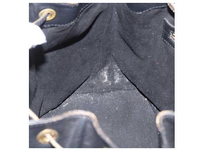 Noe LOUIS VUITTON Borsa a Spalla Petit Noé Epi Nera M44102 LV Auth gh1817 Nero - vista 21