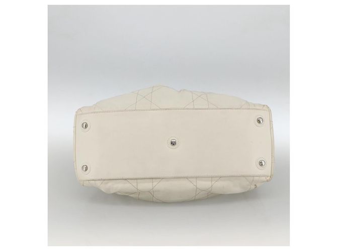 Borsa a spalla Canage Chain Christian Dior in pelle di agnello bianca e argento Auth 169703 Bianco - vista 5