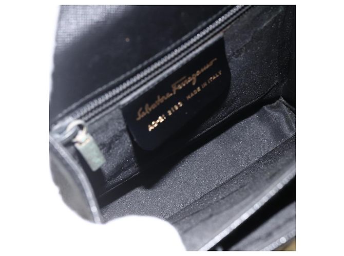 Borsa a mano in pelle nera e oro Gancini di Salvatore Ferragamo Auth ka2959 Nero D'oro - vista 11