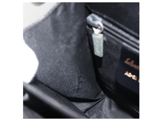 Borsa a mano in pelle nera e oro Gancini di Salvatore Ferragamo Auth ka2959 Nero D'oro - vista 19