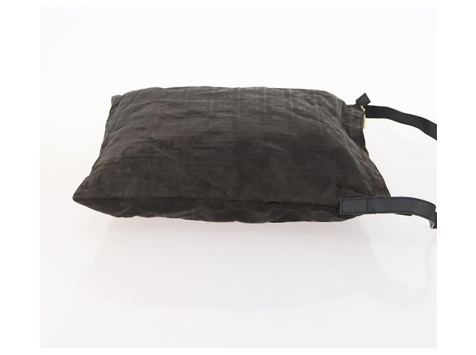 Borsa a Spalla in Tela Zucca FENDI Nero Oro Auth ep13431 D'oro - vista 3