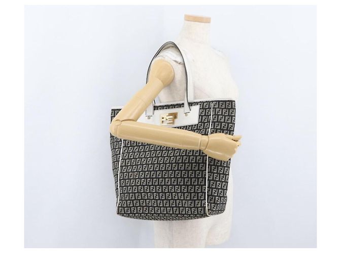 FENDI Zucchino Canvas Tote Bag Schwarz Grau Auth ka2926 Braun - Ansicht 22