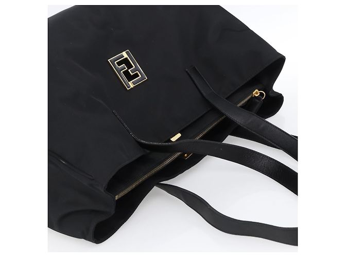 Borsa Tote FENDI in nylon nero e oro Auth th6603 D'oro - vista 6