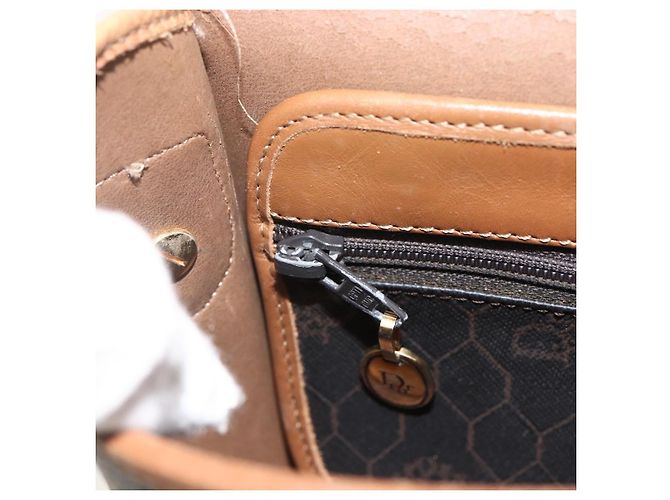 Borsa a spalla in tela a nido d'ape PVC nera e oro Christian Dior Auth ka2876 Nero D'oro - vista 20