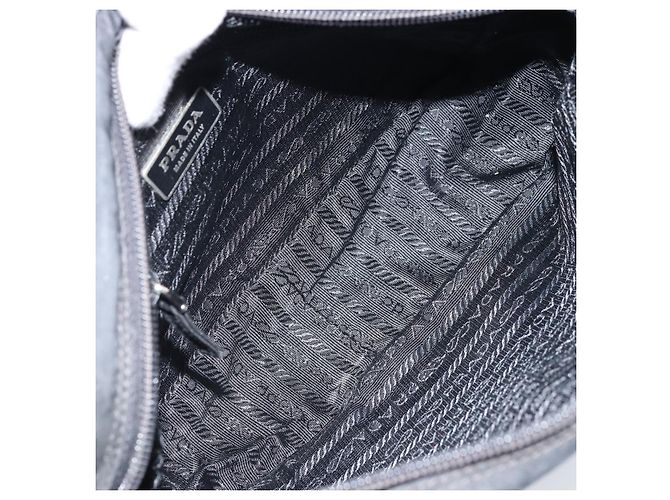 Borsa a Spalla PRADA in Nylon Nero Argento Auth BA10971 - vista 11