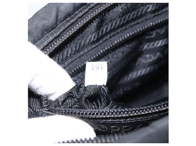 Borsa a Spalla PRADA in Nylon Nero Argento Auth BA10971 - vista 12