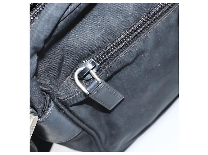 Borsa a Spalla PRADA in Nylon Nero Argento Auth BA10971 - vista 23