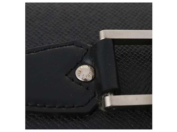 LOUIS VUITTON Taiga Portable Cinque Percha Funda de Prenda M30704 LV Auth bs33544 - vista 23