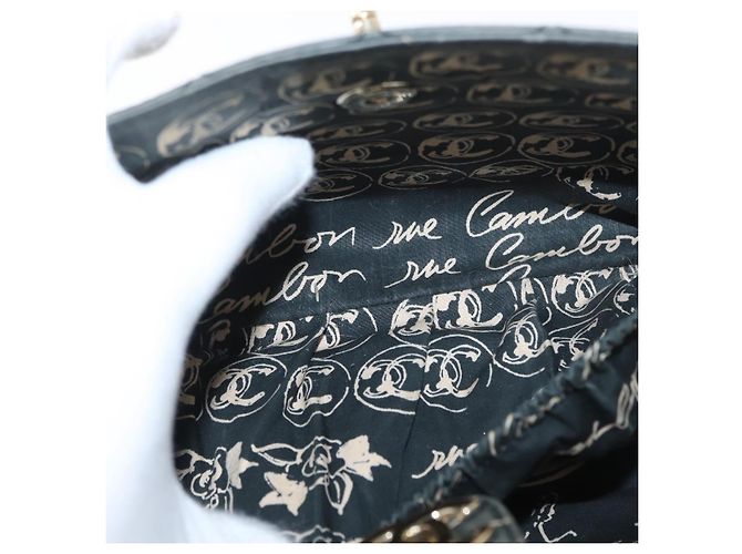 CHANEL Borsa a Spalla Matelassé in Nylon Verde Oro CC Auth ARZ394A D'oro - vista 25