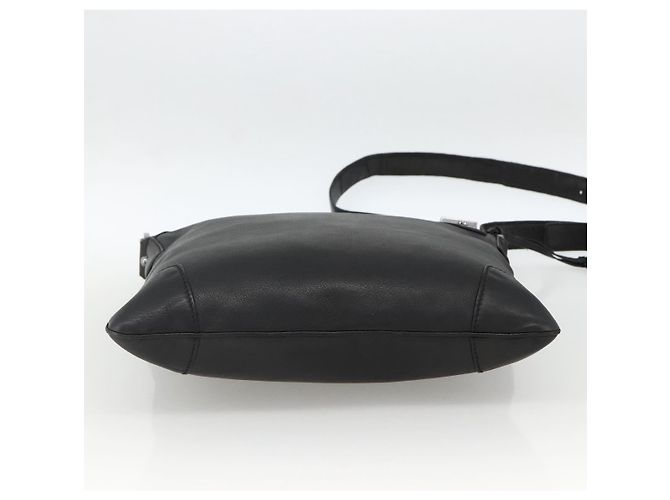 Borsa a Spalla in Pelle Nera e Argento GUCCI 148476 Auth ka2890 Nero - vista 5