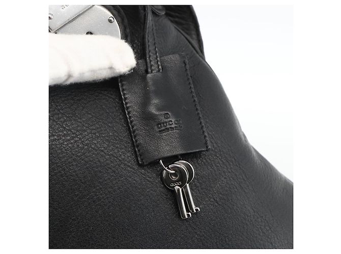Borsa a Spalla in Pelle Nera e Argento GUCCI 148476 Auth ka2890 Nero - vista 9