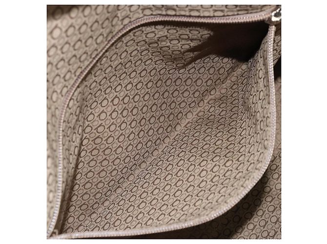 Sac à main Gancini en cuir blanc et argent de Salvatore Ferragamo Auth 166988 Argenté - vue 24