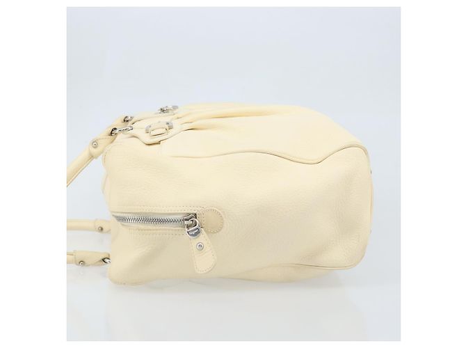 Sac à main Gancini en cuir blanc et argent de Salvatore Ferragamo Auth 166988 Argenté - vue 4