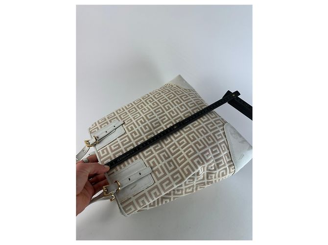 Vintage Givenchy Monogramm Leder-Canvas-Tasche Weiß Gold - Ansicht 12