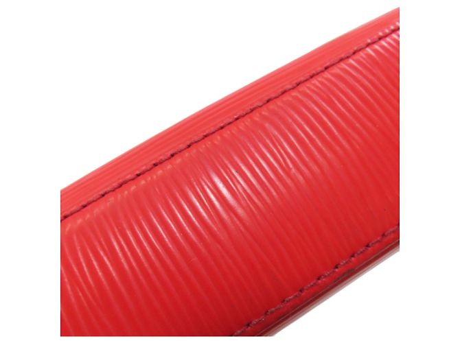 Borsa Pochette Accessoires in pelle Epi Louis Vuitton Rosso - vista 12