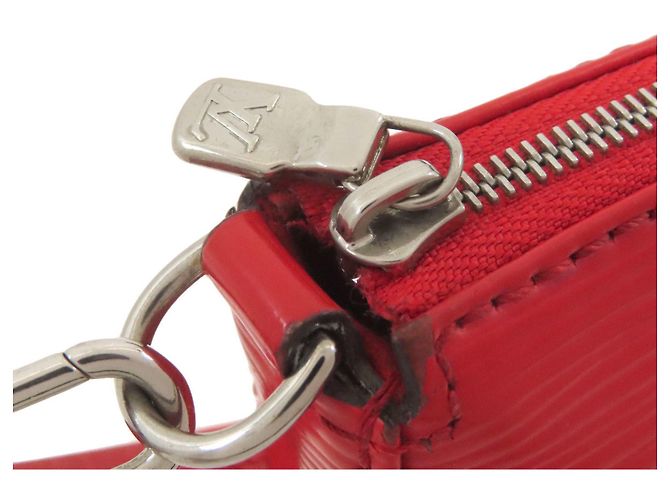 Borsa Pochette Accessoires in pelle Epi Louis Vuitton Rosso - vista 14