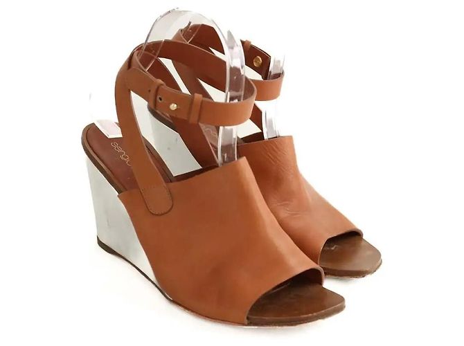 Sergio Rossi Tacchi camel Cammello - vista 3