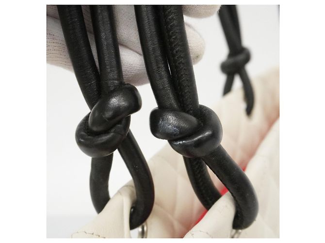 Chanel Cambon Lammleder Tote Bag Schwarz Weiß - Ansicht 10