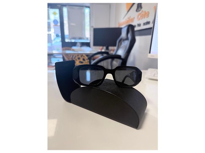 Prada Sunglasses Black - view 3