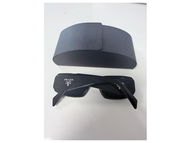 Prada Sunglasses Black - view 6