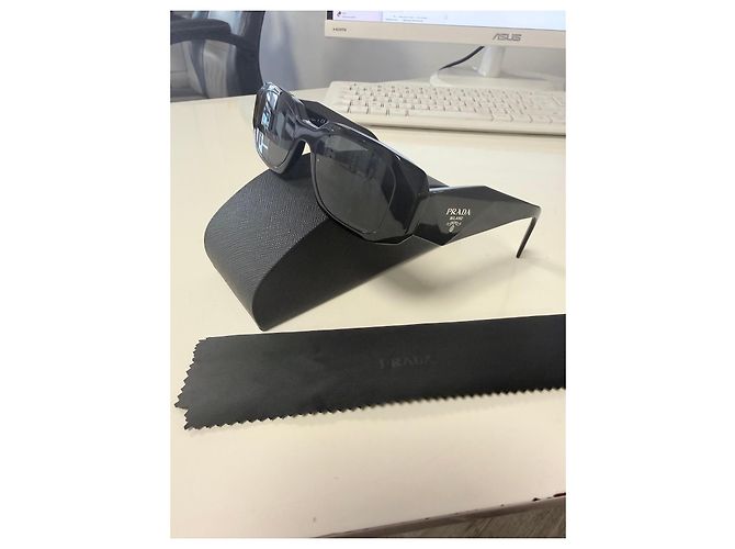Prada Sunglasses Black - view 8