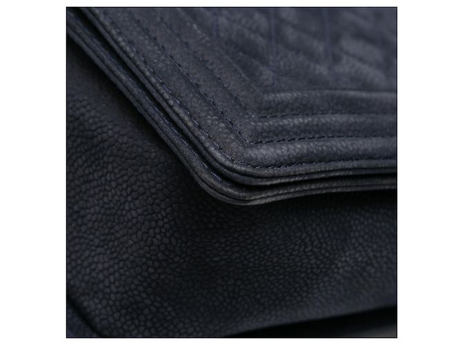 Chanel Blu Grande Flap Boy in Caviar Iridescente Blu navy - vista 7