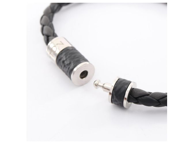 Bracciale Charm Monogram Eclipse Louis Vuitton Nero Argento - vista 3