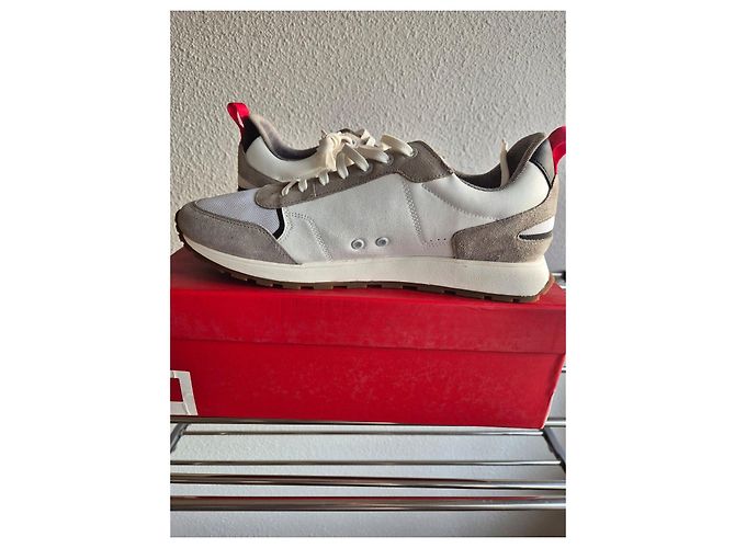 Sneakers Hugo Boss Bianche e Grigie in Pelle e Camoscio Bianco Grigio - vista 2