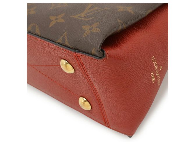 Borsa a spalla Louis Vuitton Monogram Sienne BB con catena Rosso - vista 3