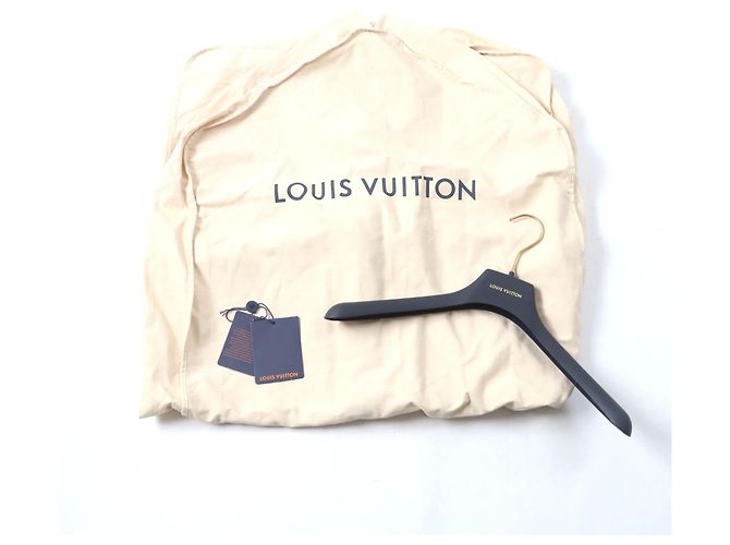 Cappotto con cappuccio in lana e seta Monogramma Gigante Louis Vuitton Rosso - vista 19