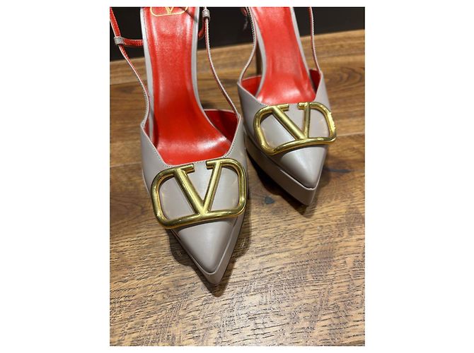 Pumps Slingback VLogo Valentino Garavani Beige - vista 5