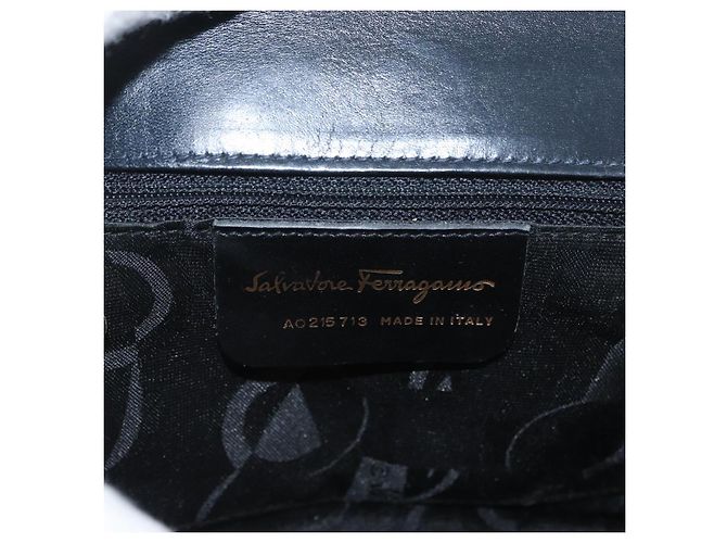 Borsa a Spalla Gancini in Pelle Salvatore Ferragamo Blu Navy Oro Auth 174541 D'oro - vista 16