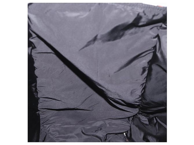 Borsa a mano PRADA in nylon nero e bianco Auth bs33981 - vista 18