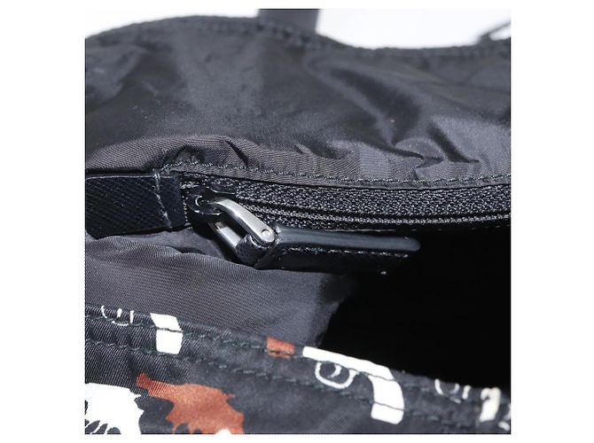 Borsa a mano PRADA in nylon nero e bianco Auth bs33981 - vista 19