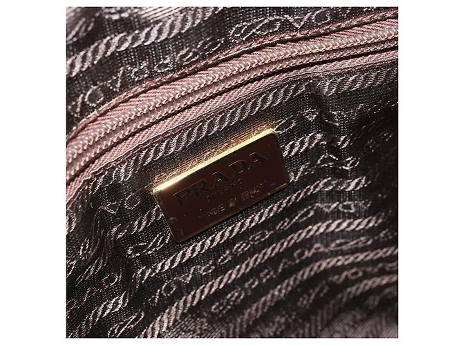 Borsa a Spalla con Catena Prada in Nylon Beige Oro Auth bs34053 D'oro - vista 16