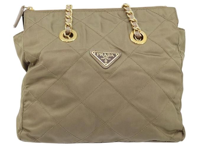 Borsa a Spalla con Catena Prada in Nylon Beige Oro Auth bs34053 D'oro - vista 2
