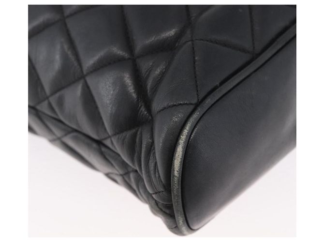 CHANEL Borsa a Spalla Matelassé in Pelle di Agnello Nera Oro CC Auth ARZ445 Nero D'oro - vista 12