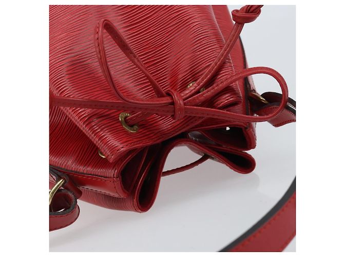 Noe LOUIS VUITTON Borsa a Spalla Petit Noé Epi Rossa M44107 LV Auth 174504 Rosso - vista 6