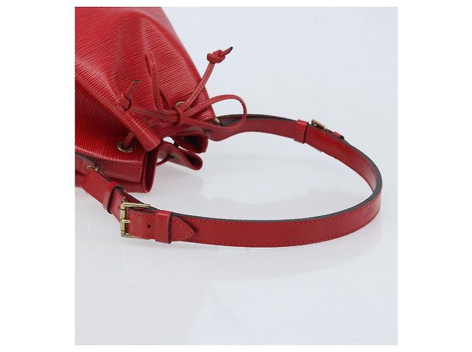 Noe LOUIS VUITTON Borsa a Spalla Petit Noé Epi Rossa M44107 LV Auth 174504 Rosso - vista 7