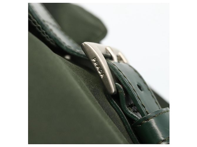 Zaino PRADA in nylon verde argento Auth BA11221 - vista 17