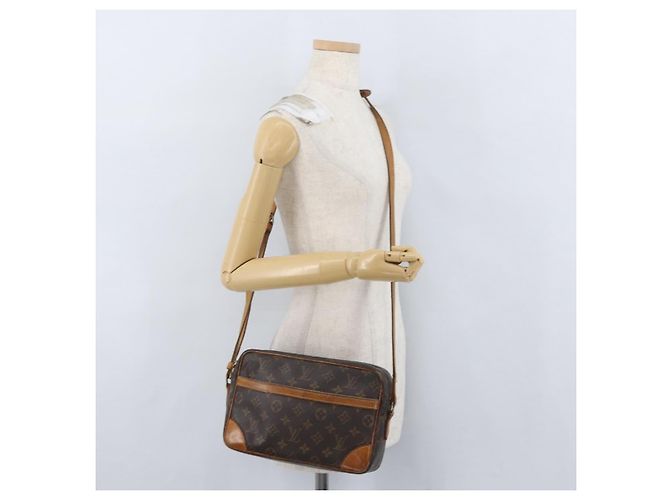 LOUIS VUITTON Borsa a Spalla Monogram Trocadero 27 M51274 LV Auth ARZ107 Monogramma - vista 26