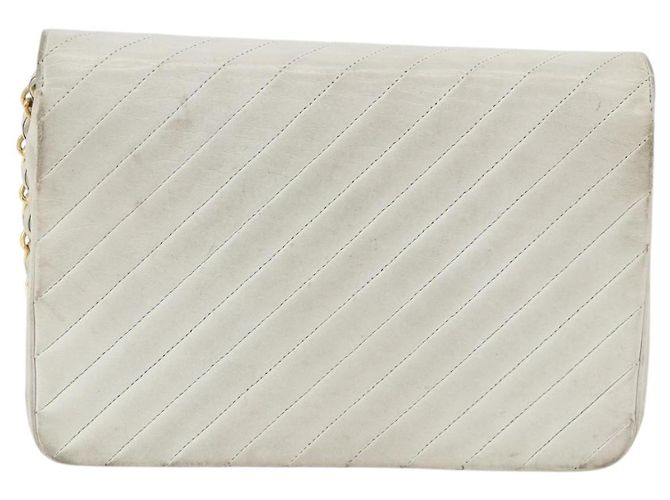 CHANEL Borsa a Spalla Matelassé in Pelle di Agnello Bianco Oro CC Auth BA11362A D'oro - vista 3