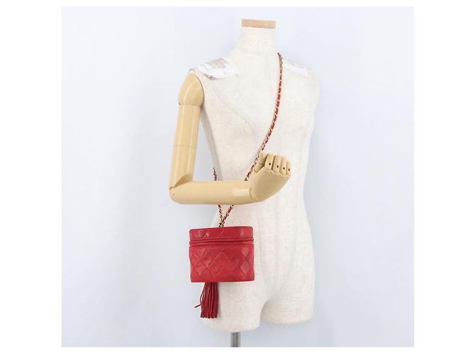 CHANEL Schultertasche aus Lammleder Rot Gold CC Auth AMZ310A Golden - Ansicht 25