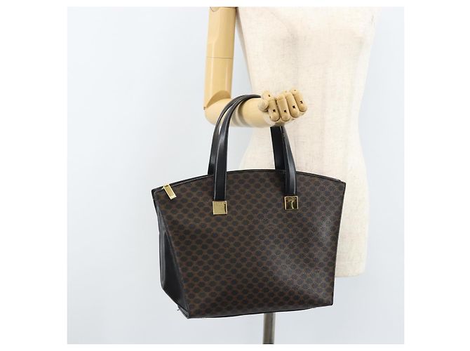 Céline Borsa a mano in tela Macadam CELINE in pelle PVC nera e oro Auth bs34056 Nero D'oro - vista 26
