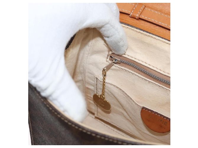 Céline Borsa a mano in tela Macadam CELINE PVC 2 in 1 Marrone Oro Auth bs34055 D'oro - vista 23