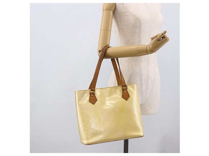 LOUIS VUITTON Monogram Vernis Houston Hand Bag Perle M91342 LV Auth 170050 - view 25
