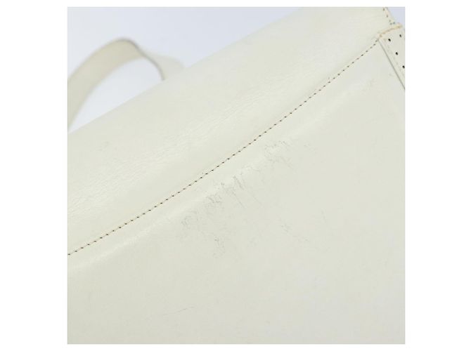Borsa a Spalla Gancini in Pelle Bianca e Oro Salvatore Ferragamo Auth ARZ115 Bianco D'oro - vista 14
